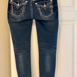 Miss Me ankle length jeans size 27